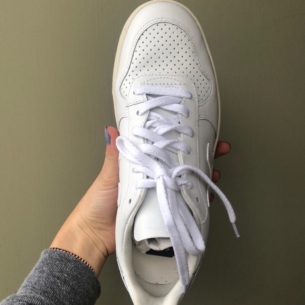 Veja v-10 White Sneakers - Picture 6 of 8